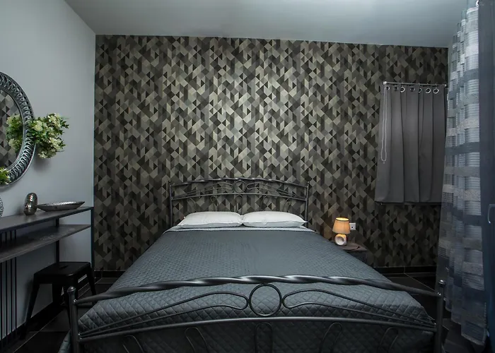 Olympian Muses עיר רודוס