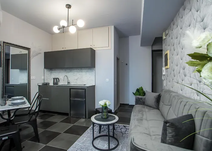 Olympian Muses עיר רודוס