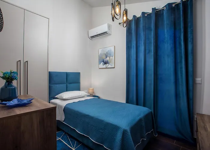 Olympian Muses * עיר רודוס