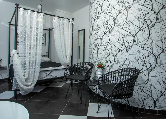 Olympian Muses עיר רודוס