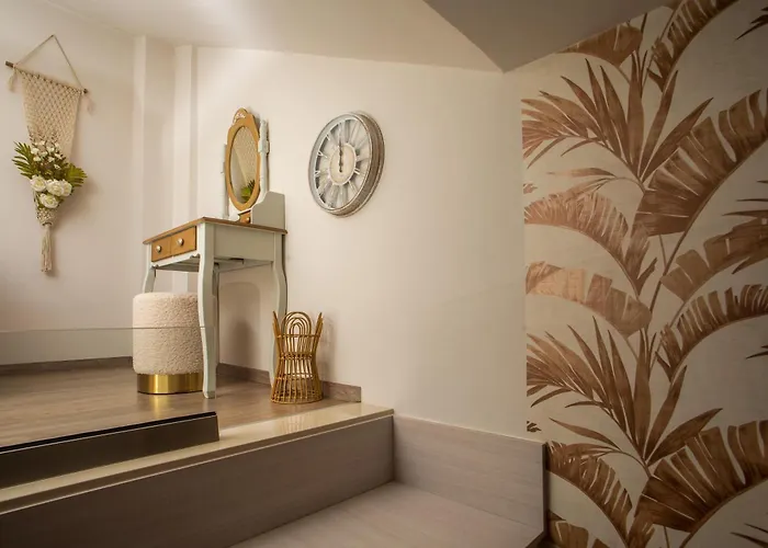 Olympian Muses עיר רודוס