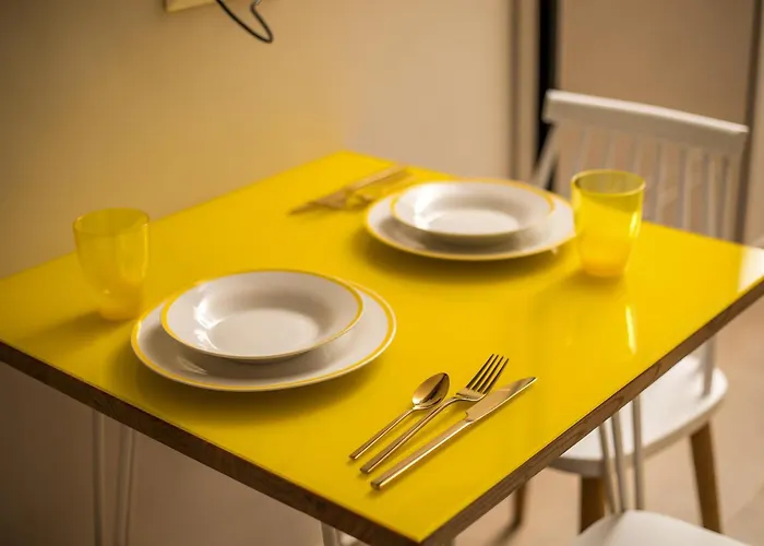 Olympian Muses Apartamento