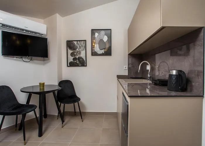 Olympian Muses Apartamento